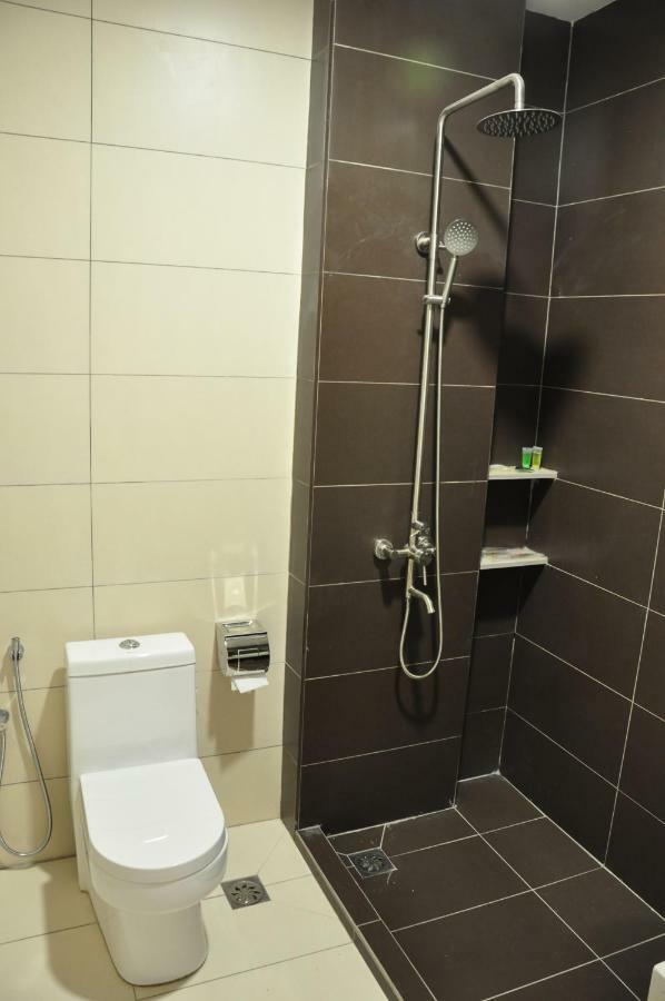 פריט בונטאר Frazel Inn Hotel מראה חיצוני תמונה